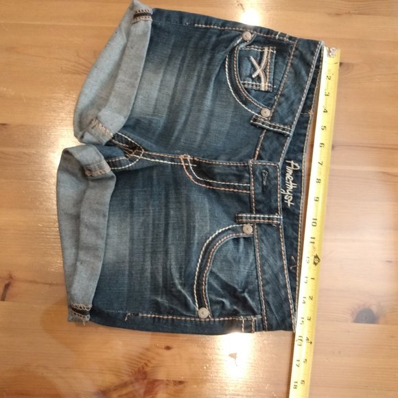 AMETHYST SHORTS SIZE 7 - Picture 9 of 11